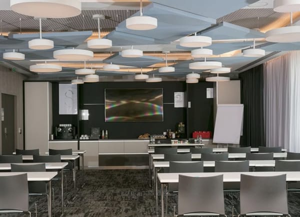 HAMPTON BY HILTON PARIS CLICHY, Hôtel 4*, France